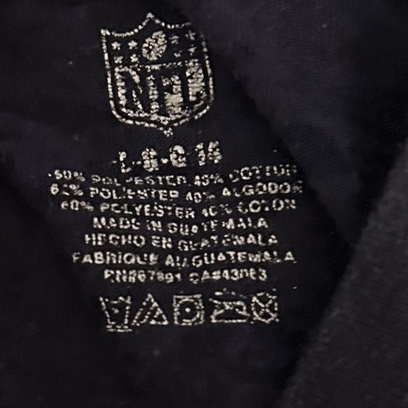 NFL Team Apparel Women's Seattle Seahawks Tee Large V Neck - Picture 2 of 3